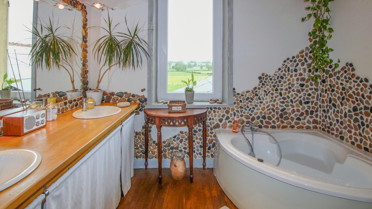 Photo of Bathroom in Briennon