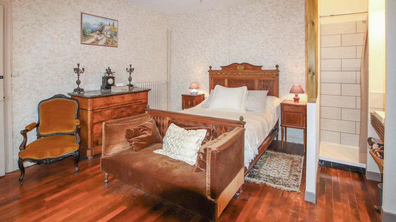 Photo of Others in Briennon