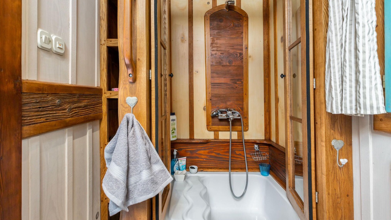 Photo of Bathroom in Presika