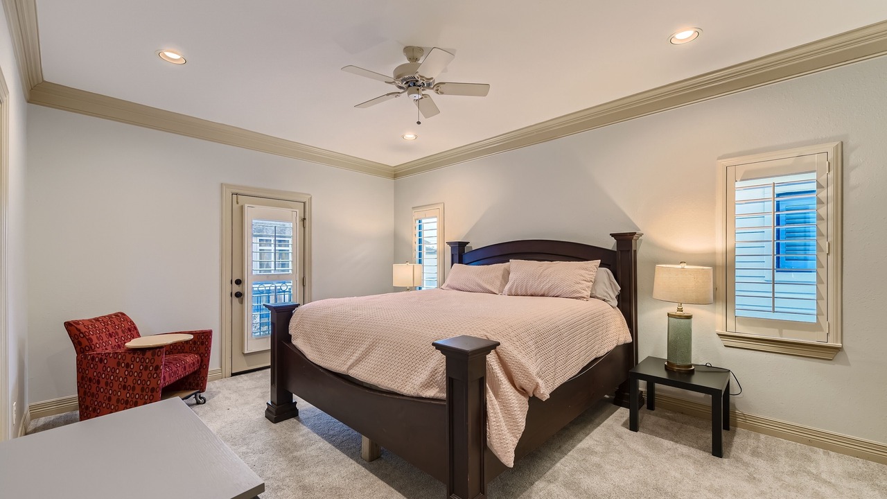 Photo of Bedroom in Washington Ave./ Memorial Park