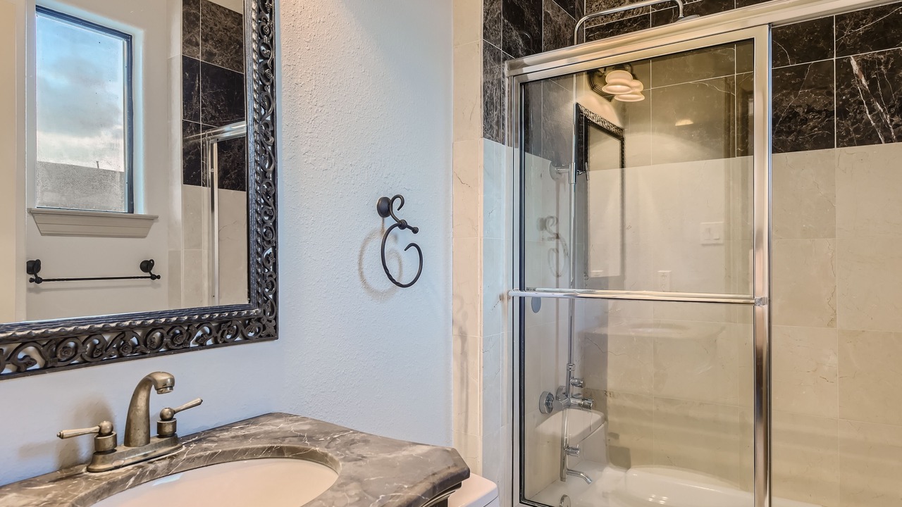 Photo of Bathroom in Washington Ave./ Memorial Park