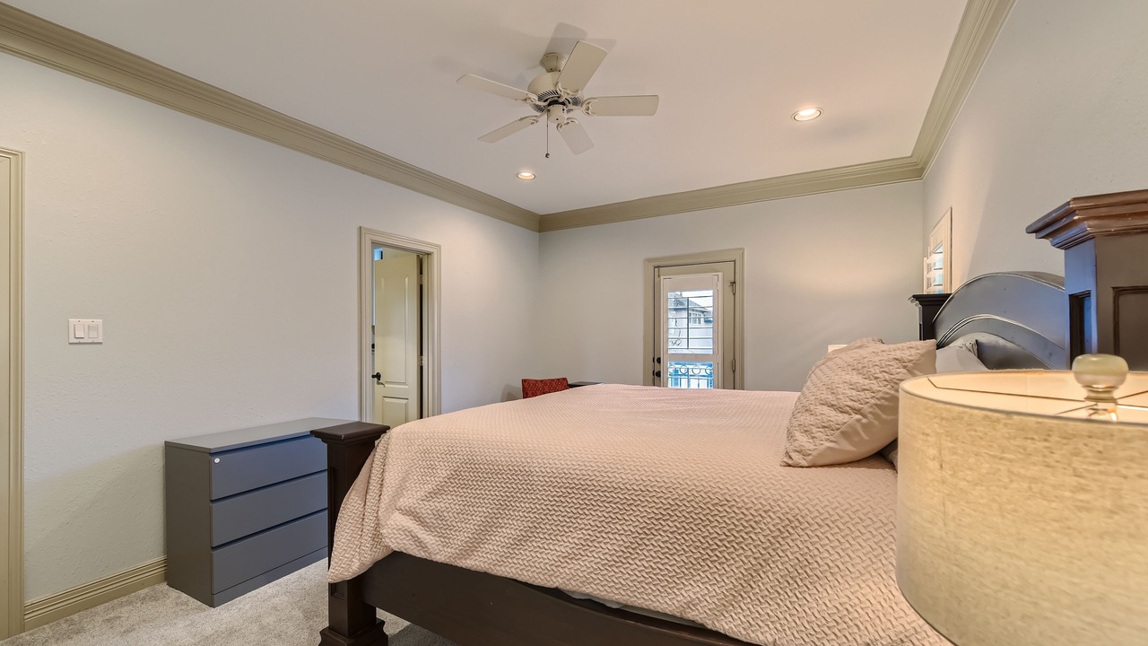 Photo of Bedroom in Washington Ave./ Memorial Park