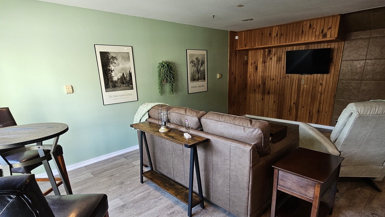 Photo of Livingroom in Lewiston