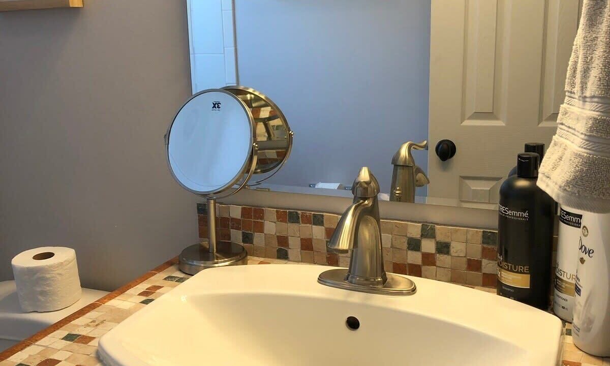 Photo of Bathroom in Highlands - Perkins