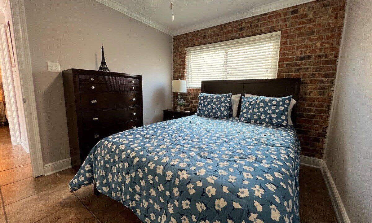 Photo of Bedroom in Highlands - Perkins