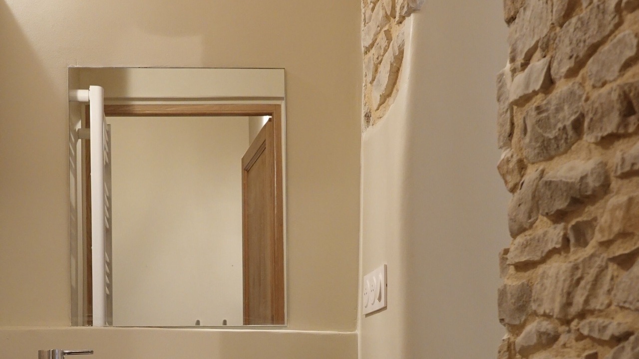 Photo of Bathroom in Revest-du-Bion