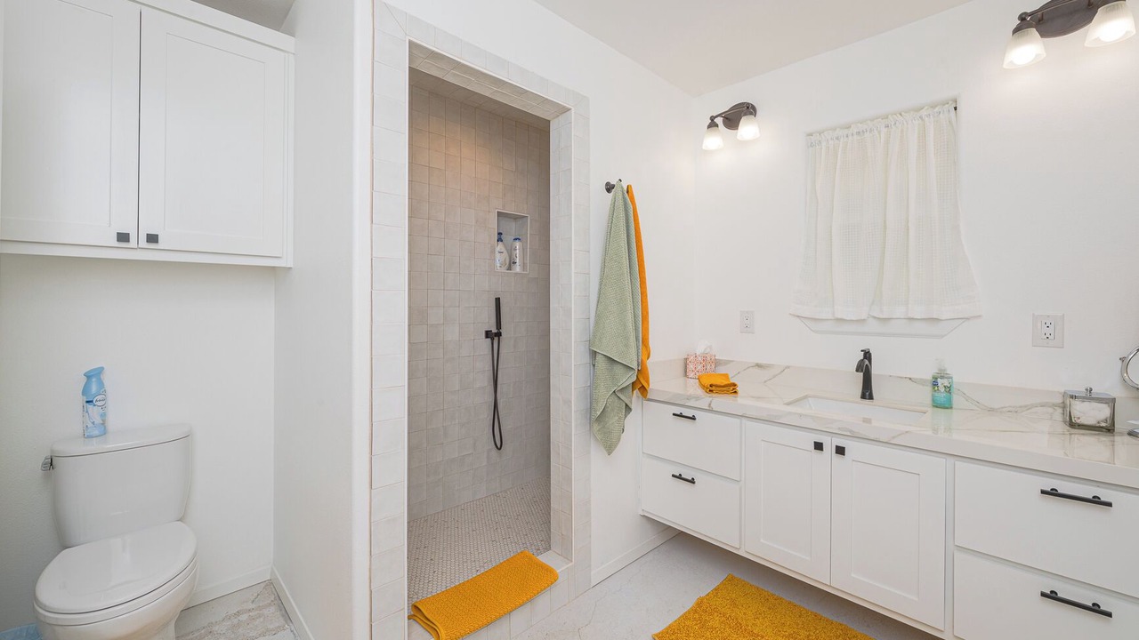 Photo of Bathroom in Fulton