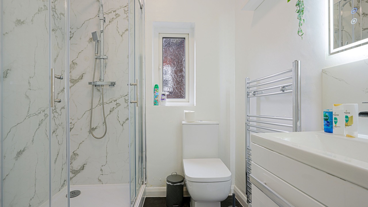 Photo of Bathroom in Luton