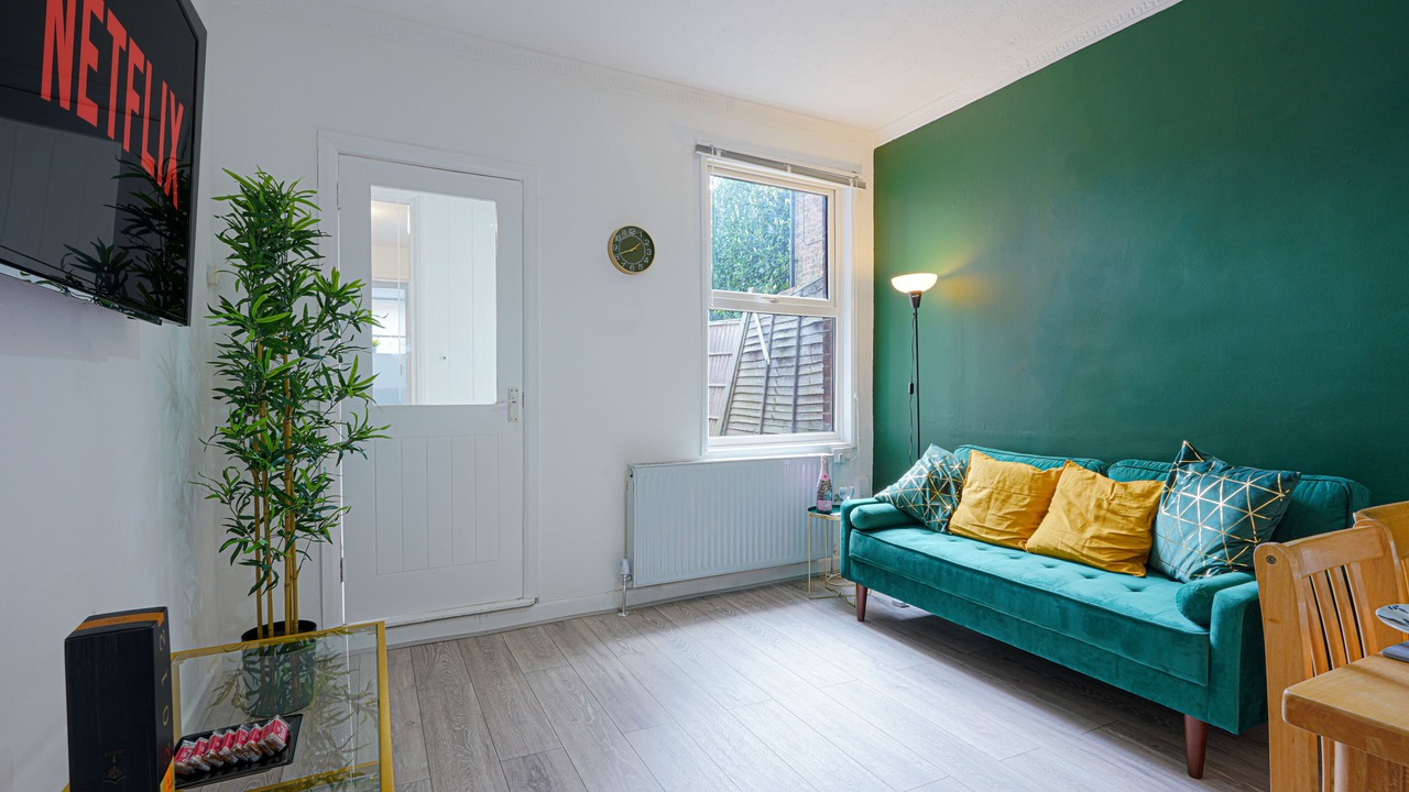 Photo of Livingroom in Luton