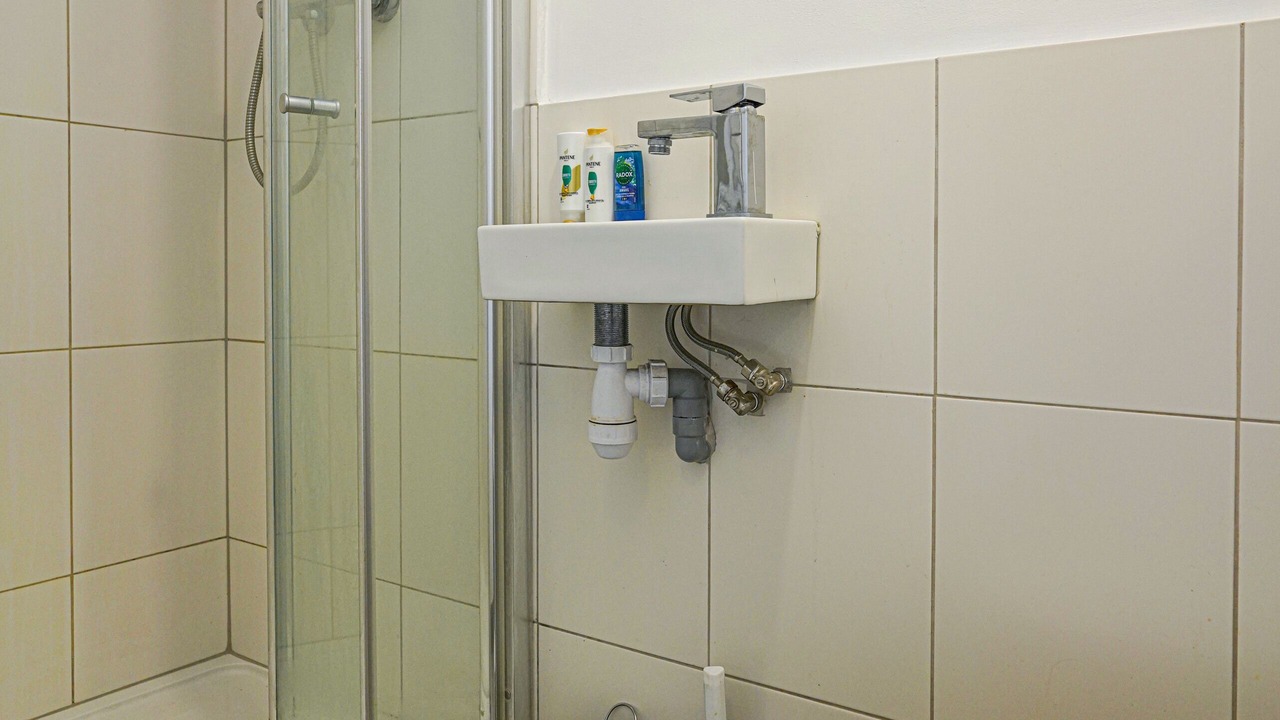 Photo of Bathroom in Luton