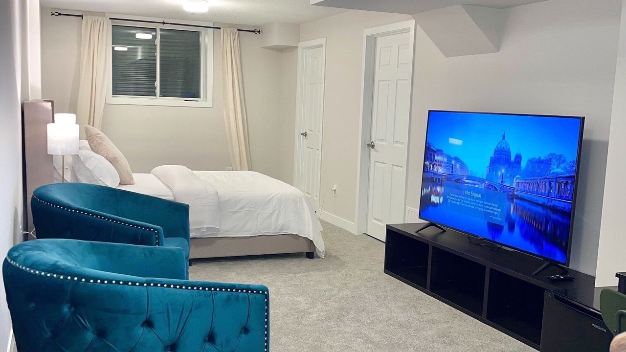 Photo of Bedroom in Ottawa Division