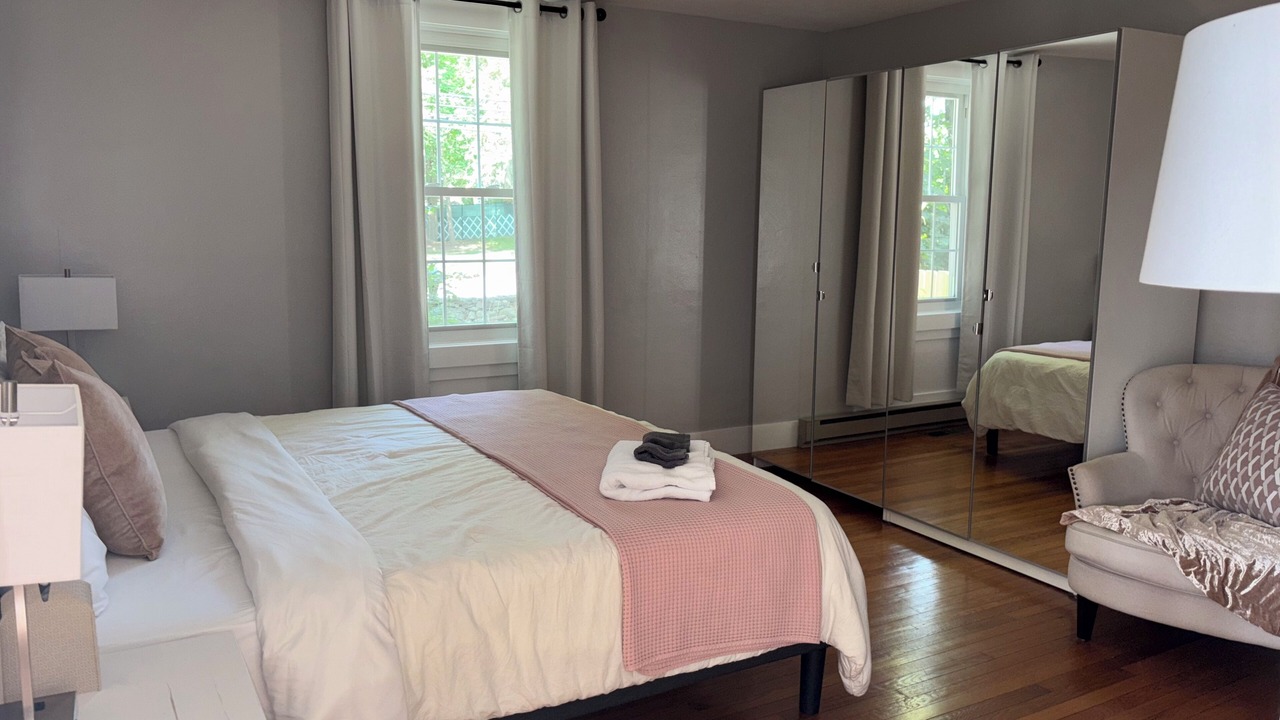 Photo of Bedroom in Newport East