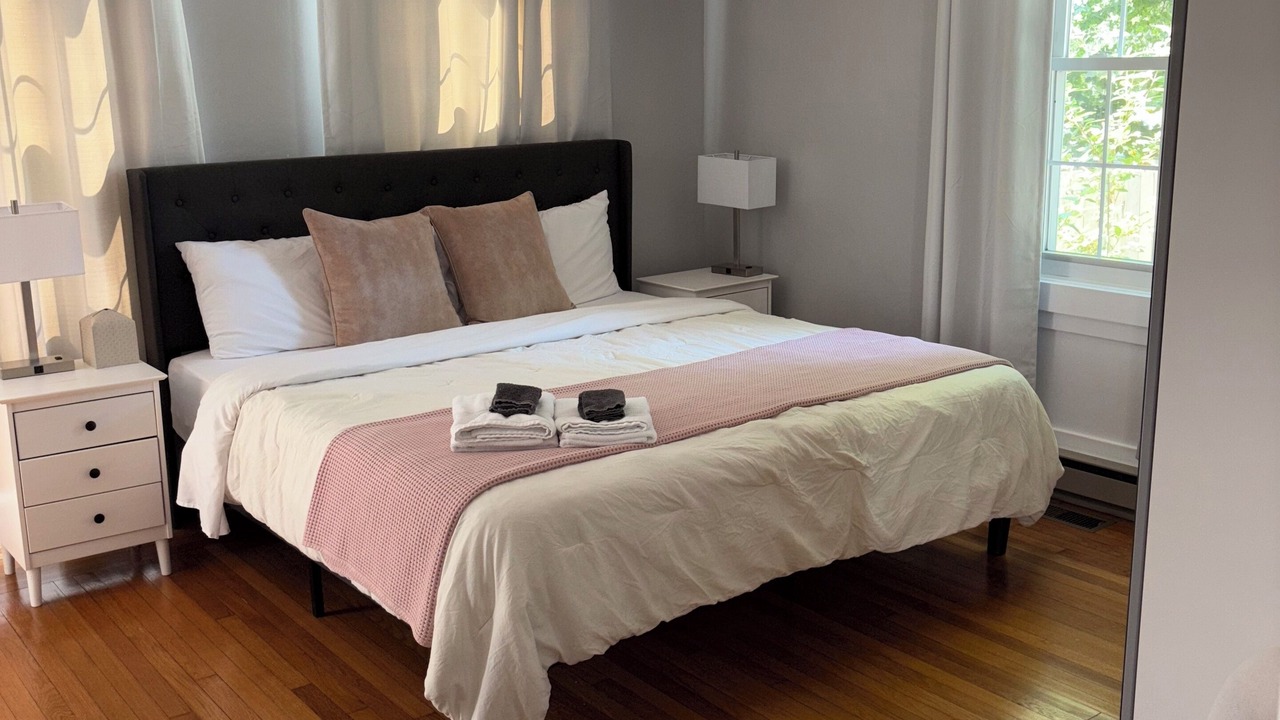 Photo of Bedroom in Newport East