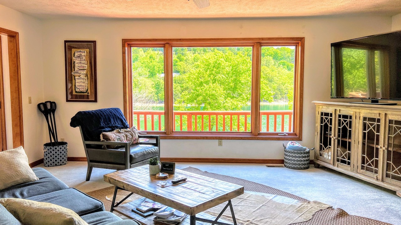 Photo of Livingroom in Eureka Springs