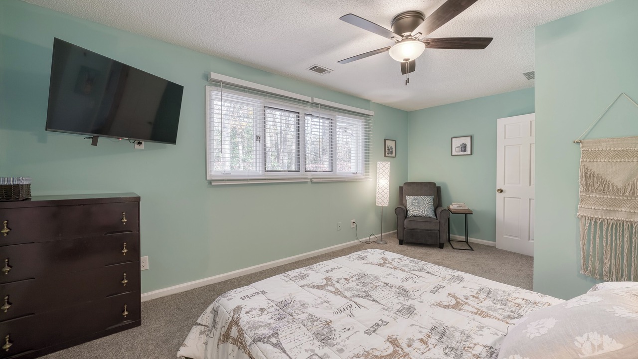 Photo of Bedroom in Johns Creek
