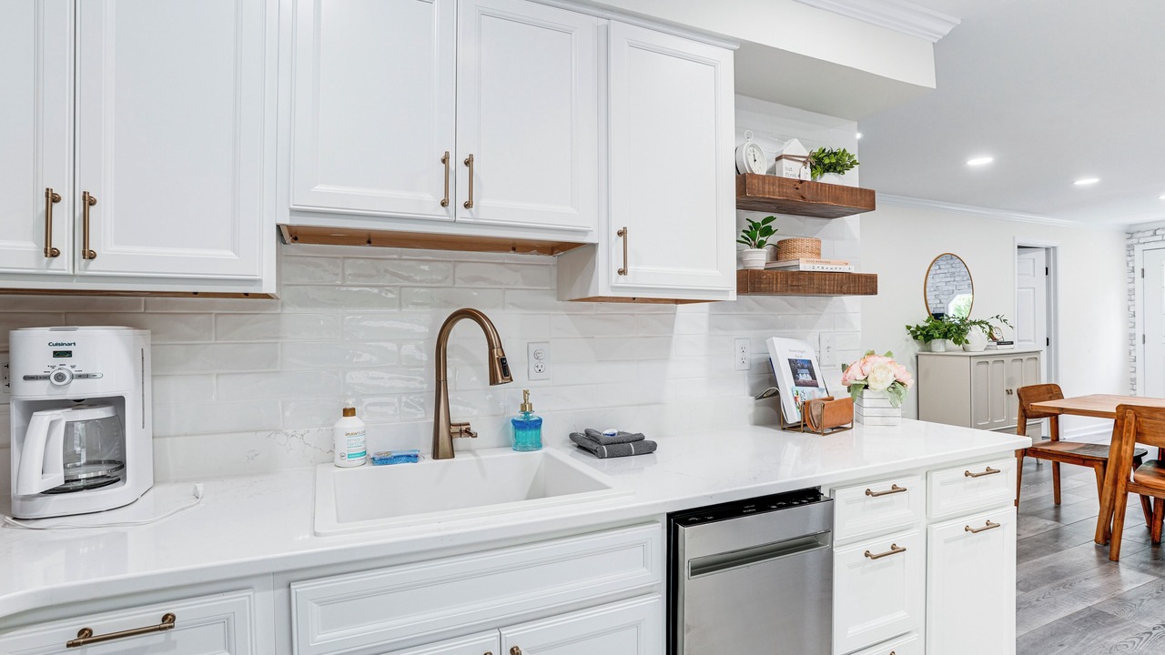 Photo of Kitchen in Blue Water