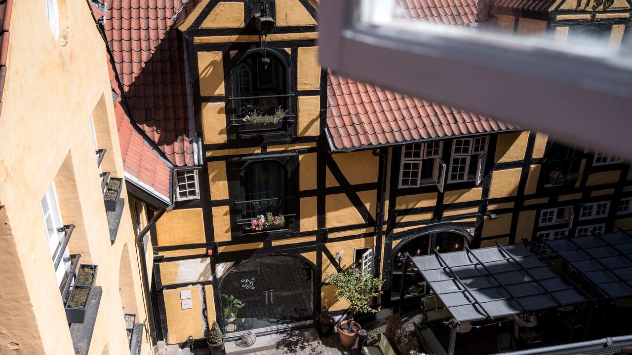 Photo of Outdoor in Nyhavn - Amalienborg