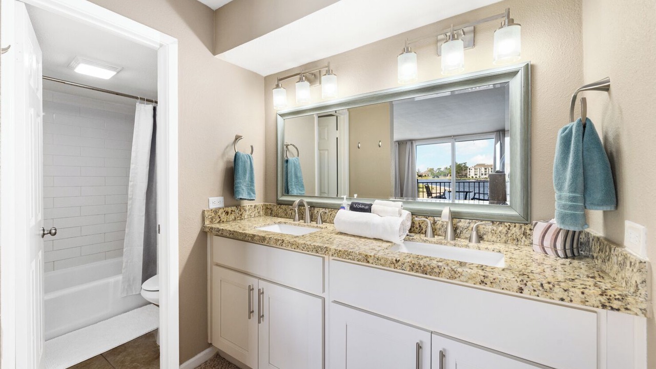 Photo of Bathroom in Walden on Lake Conroe