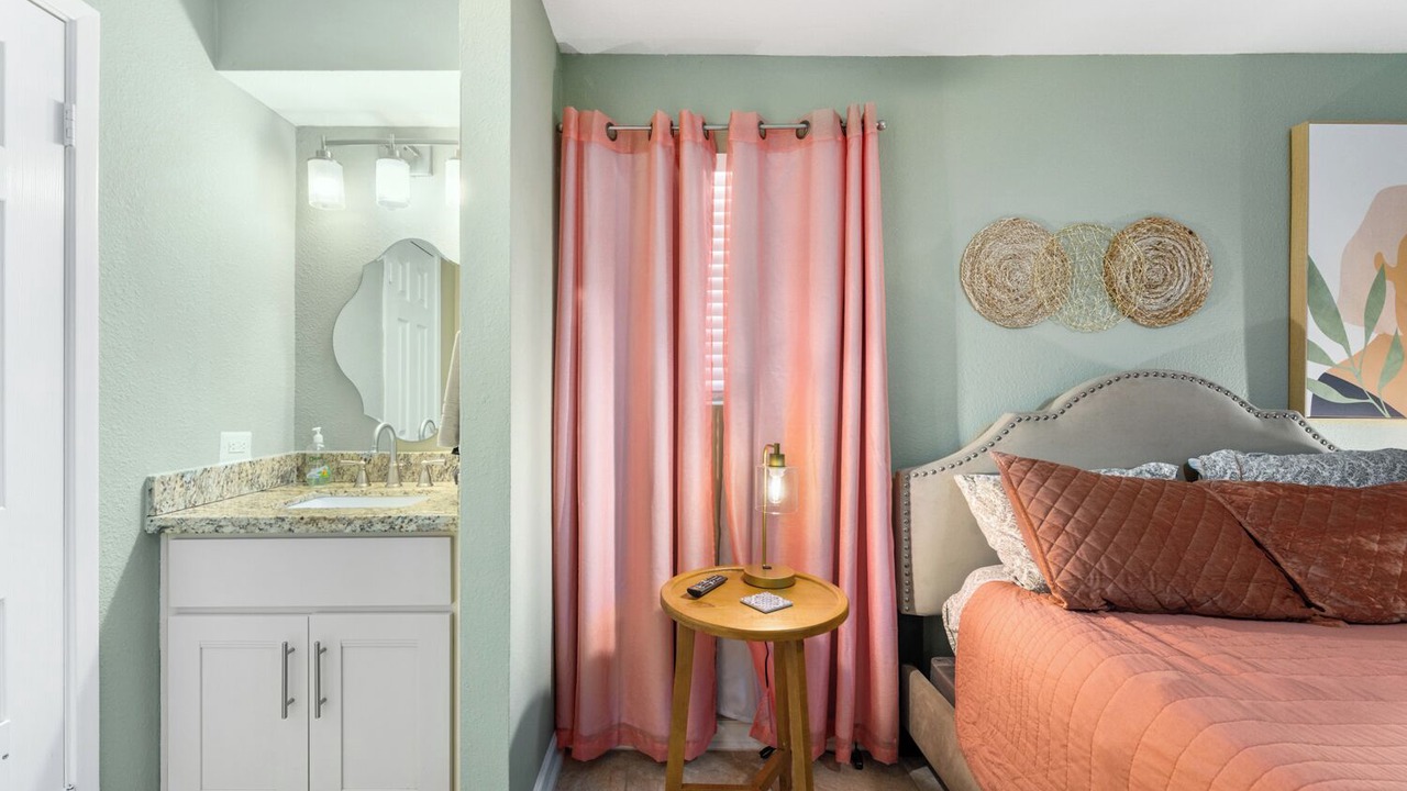 Photo of Bedroom in Walden on Lake Conroe