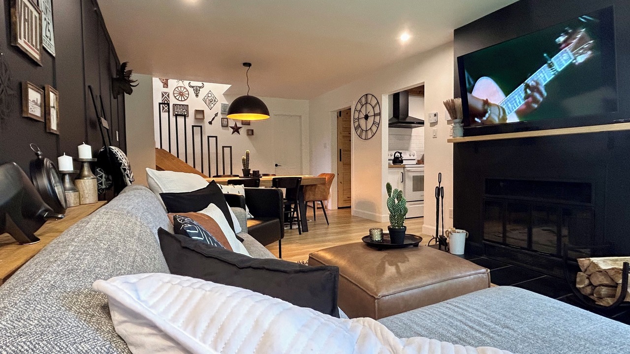 Photo of Livingroom in Mont-Tremblant