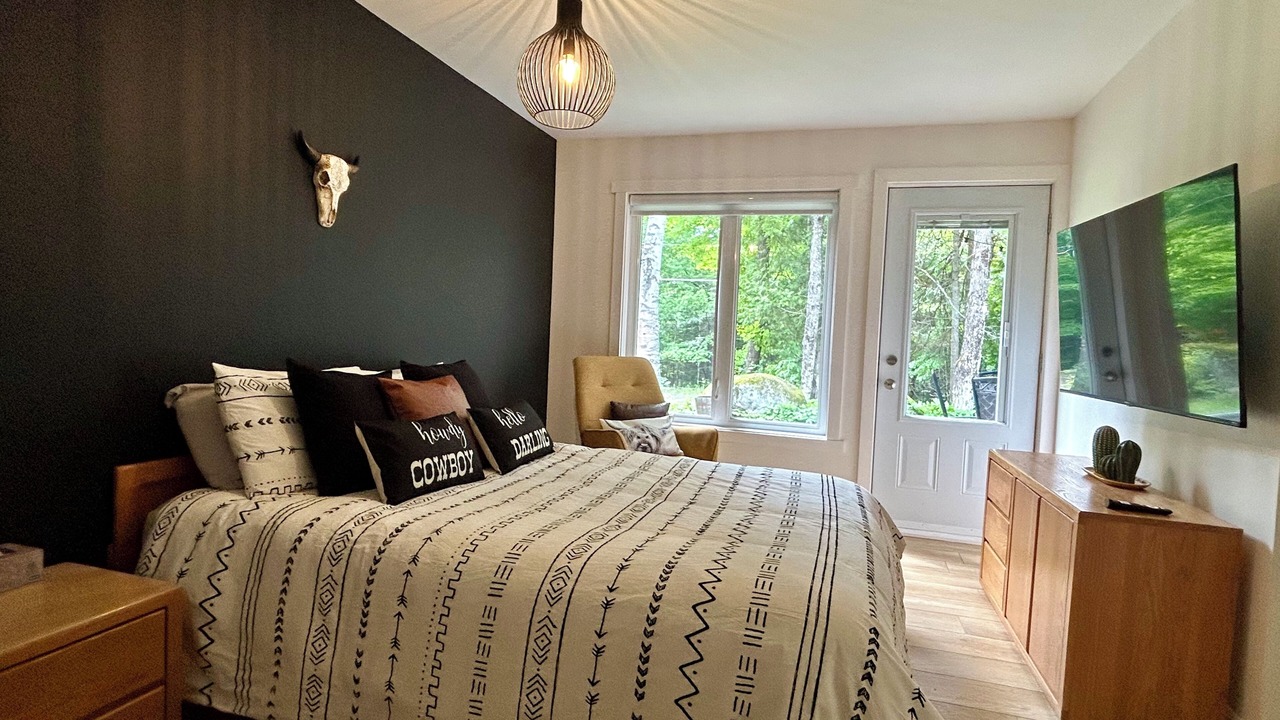 Photo of Bedroom in Mont-Tremblant