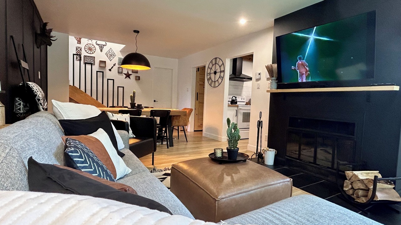 Photo of Livingroom in Mont-Tremblant