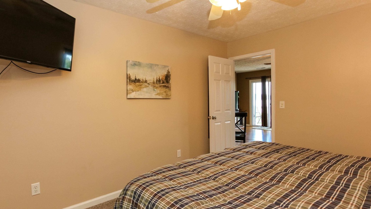 Photo of Bedroom in Leesburg