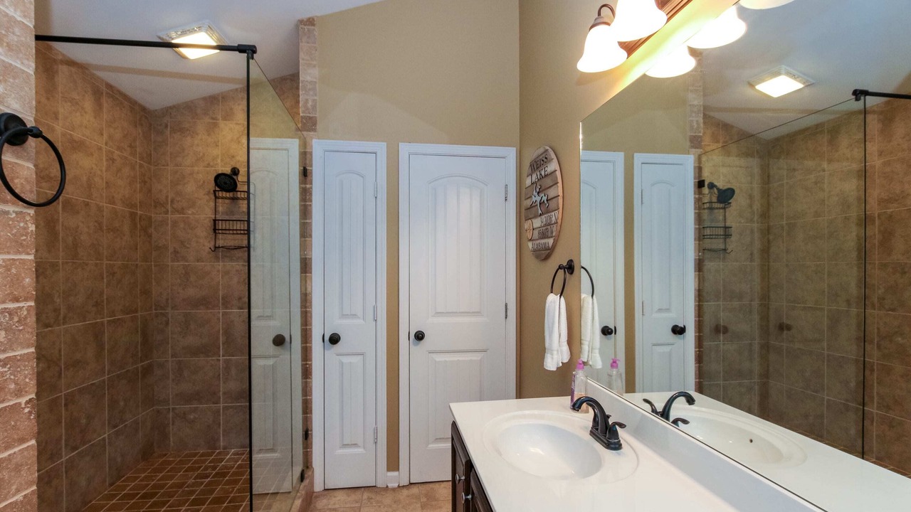 Photo of Bathroom in Leesburg