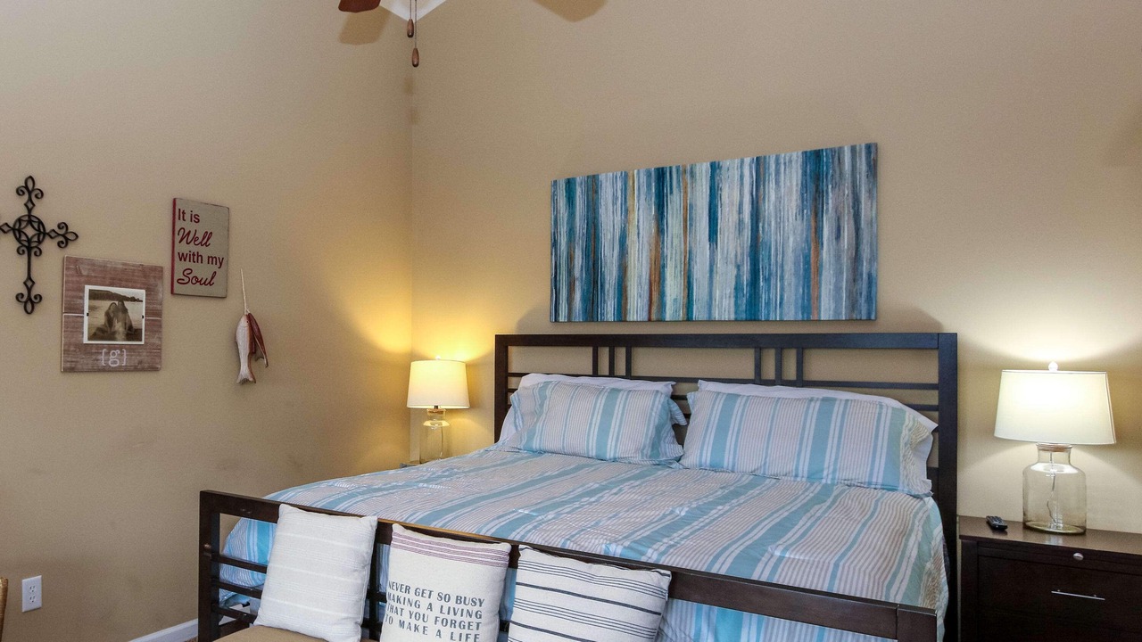 Photo of Bedroom in Leesburg