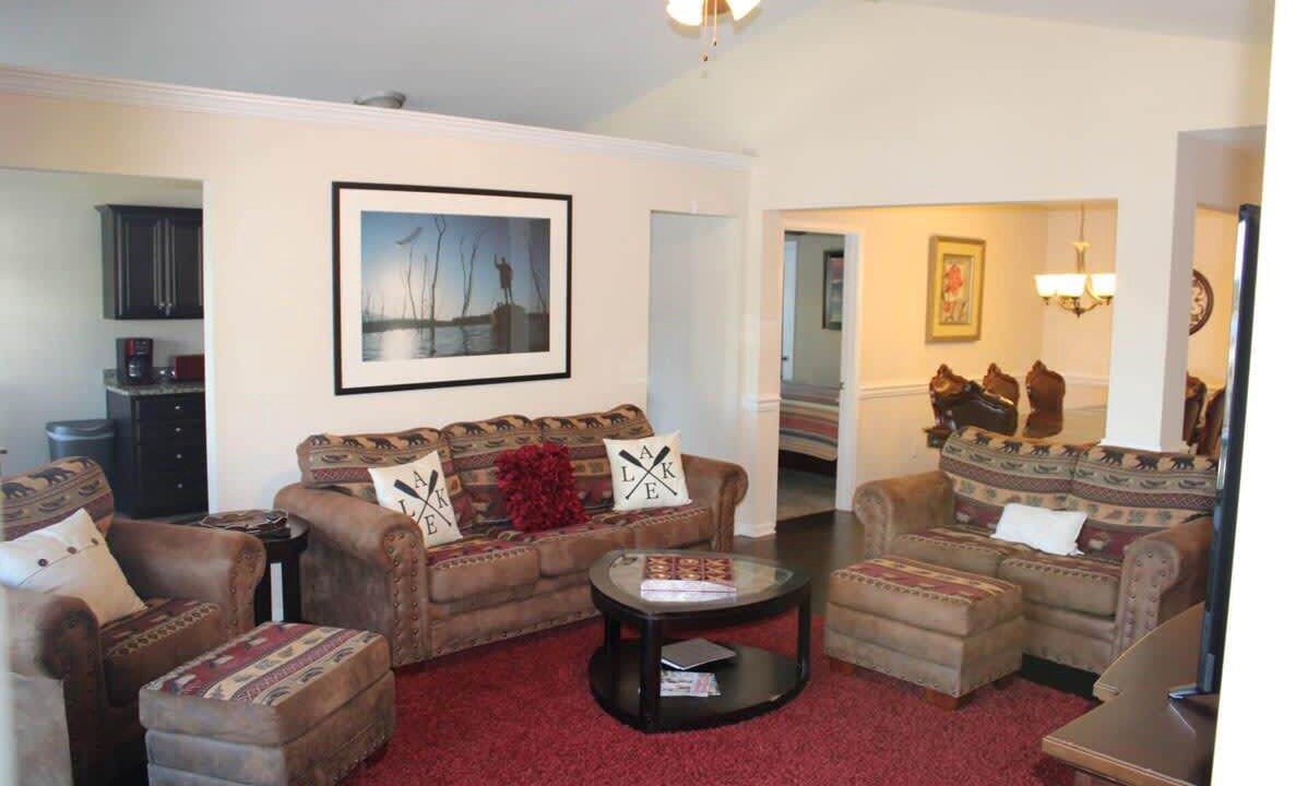 Photo of Livingroom in Leesburg
