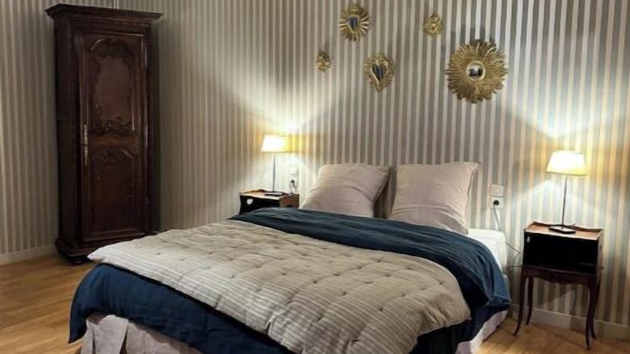 Photo of Bedroom in Bolbec