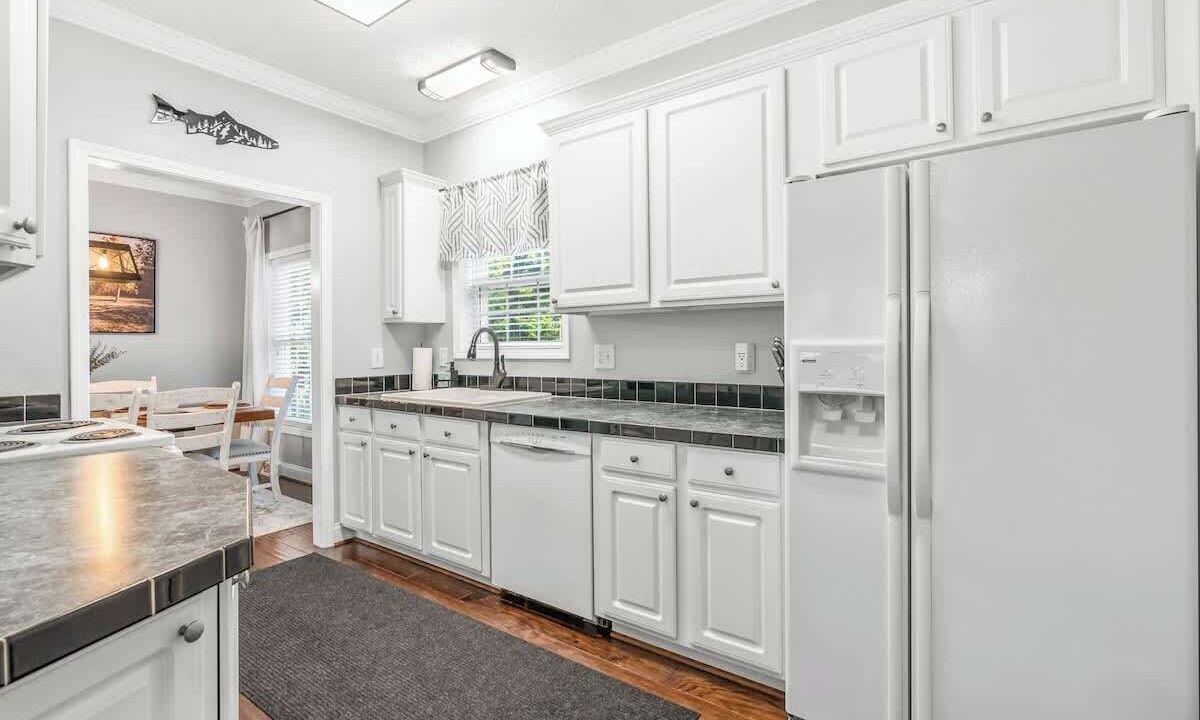 Photo of Kitchen in Six Mile