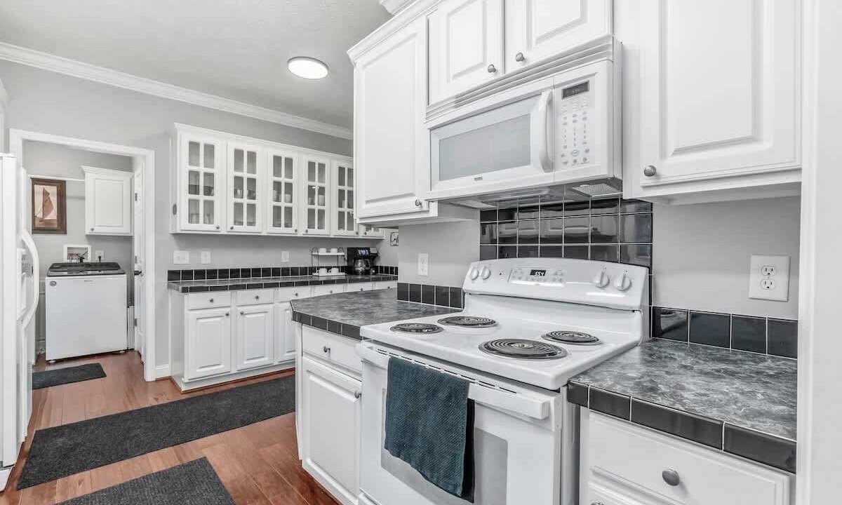 Photo of Kitchen in Six Mile