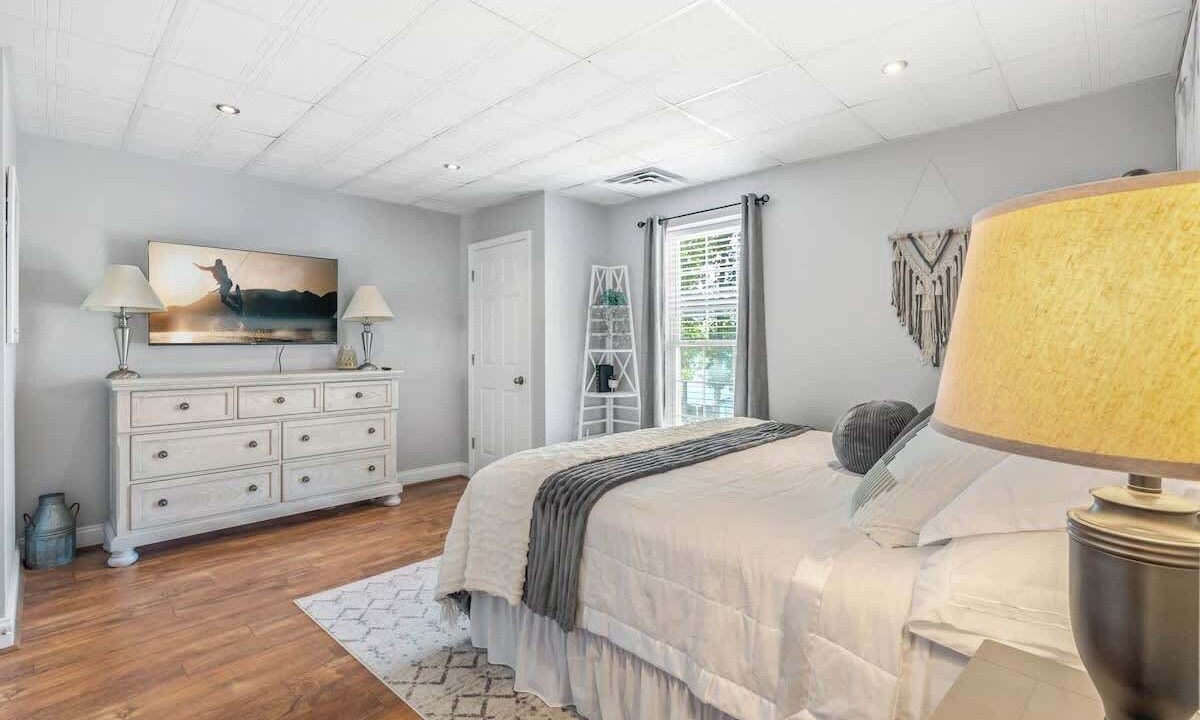 Photo of Bedroom in Six Mile