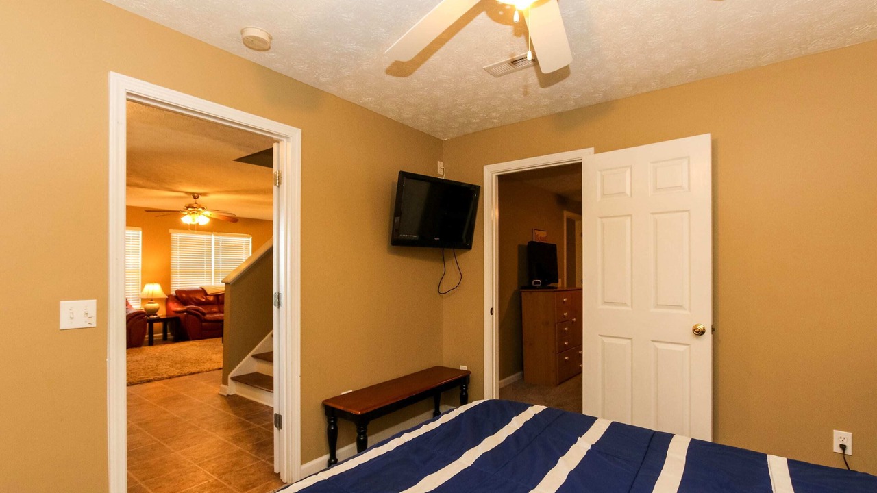 Photo of Bedroom in Leesburg