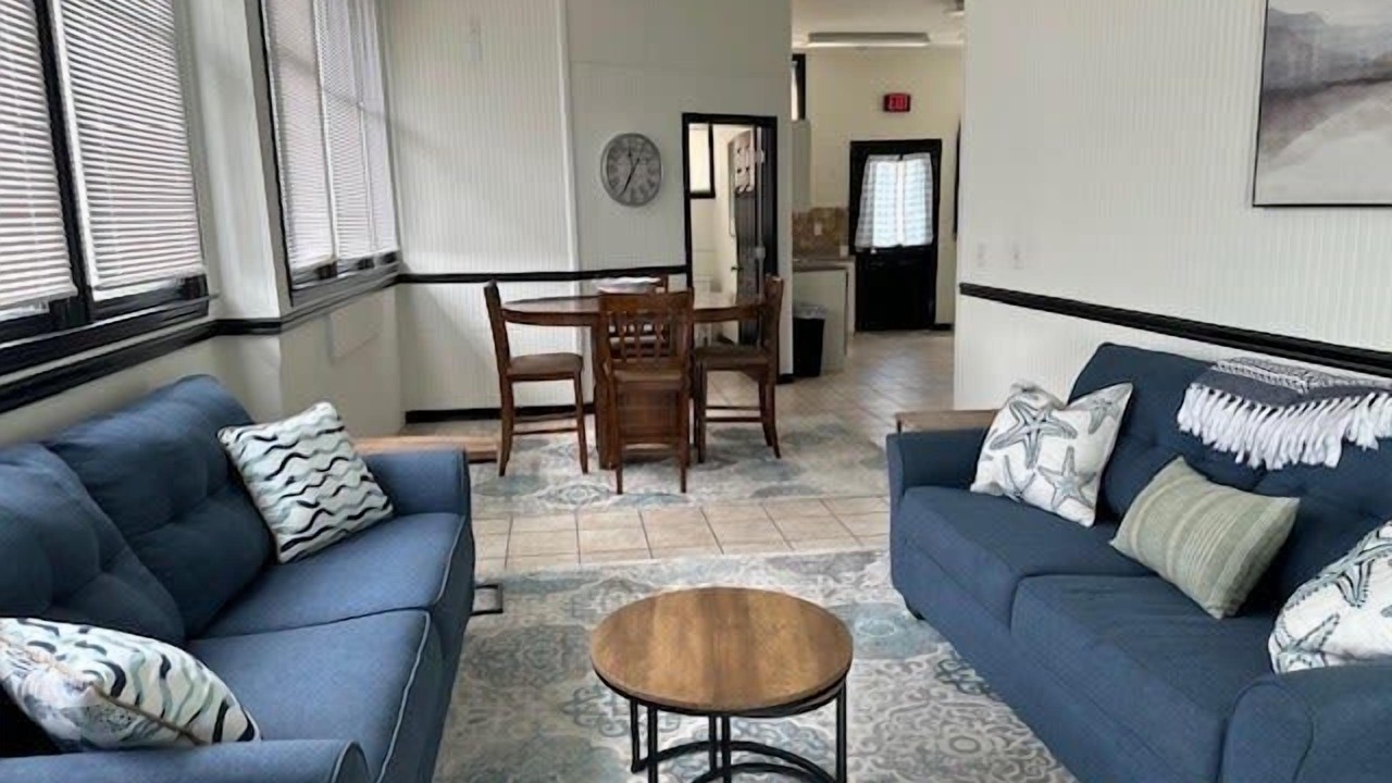 Photo of Livingroom in Leesburg