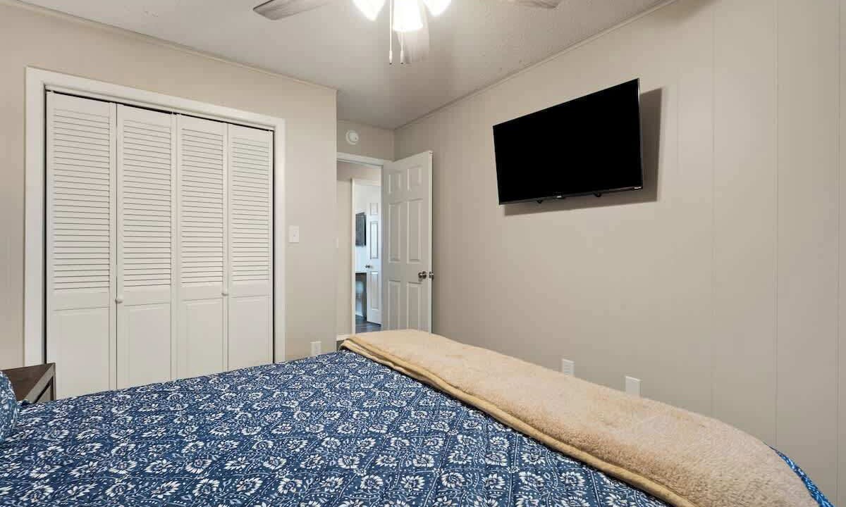 Photo of Bedroom in Van Buren