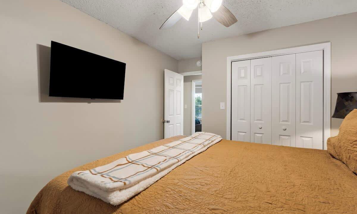 Photo of Bedroom in Van Buren