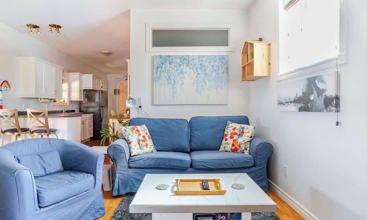 Photo of Livingroom in Belleville