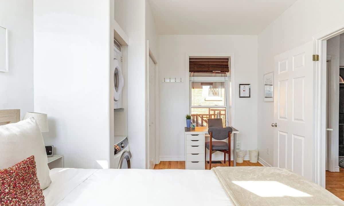 Photo of Bedroom in Belleville