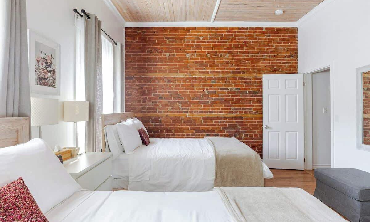 Photo of Bedroom in Belleville
