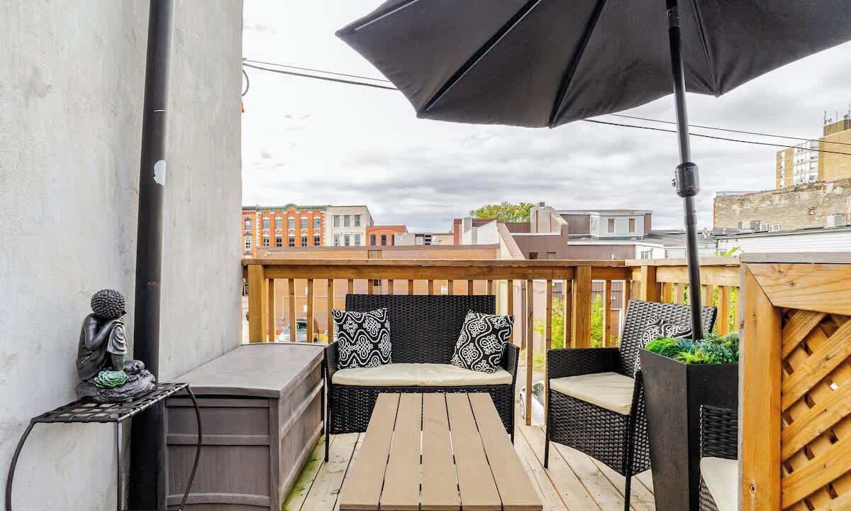 Photo of Outdoor in Belleville