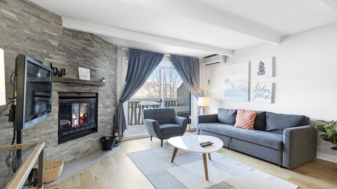 Photo of Livingroom in Mont-Tremblant