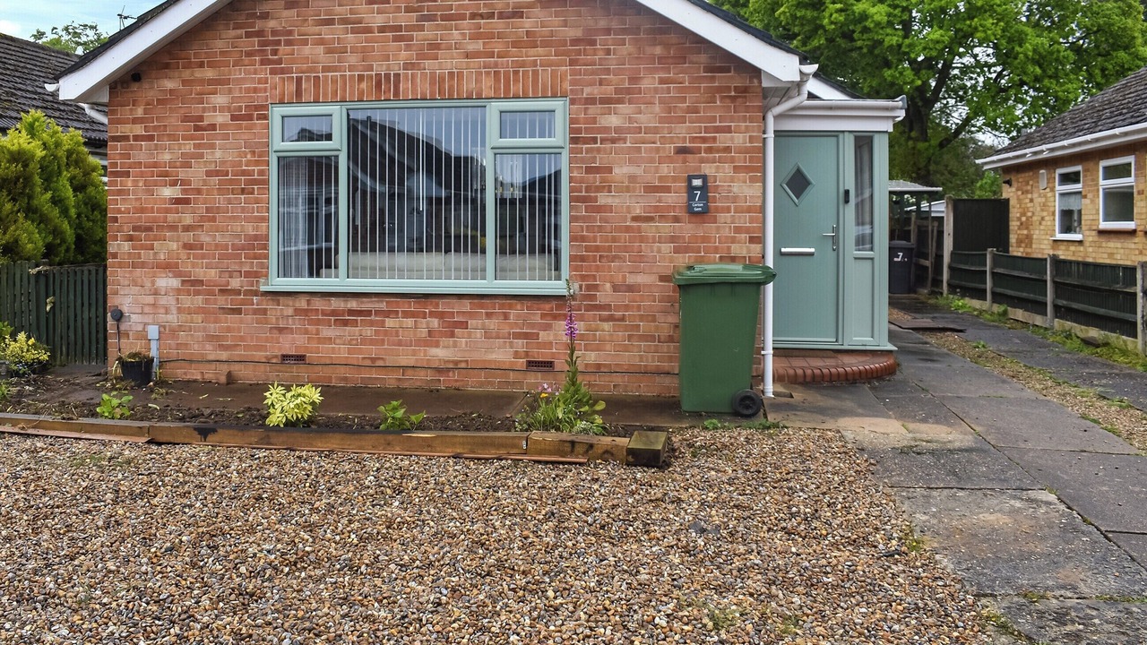 Photo of Outdoor in Corton