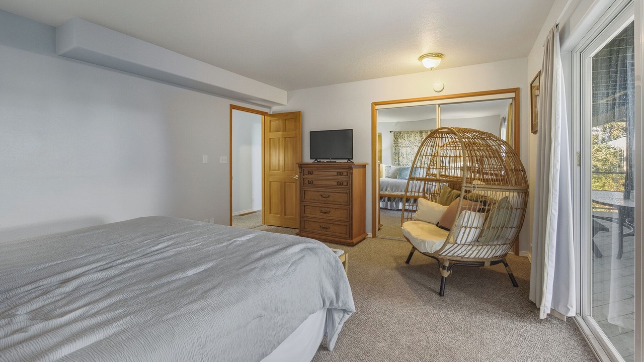 Photo of Bedroom in Cape Meares