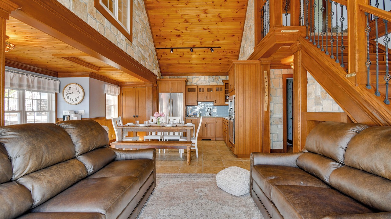 Photo of Livingroom in Town of Varick