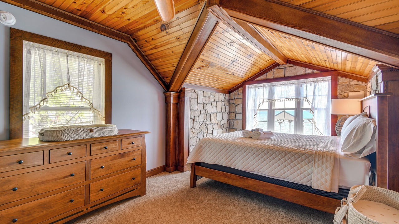 Photo of Bedroom in Town of Varick