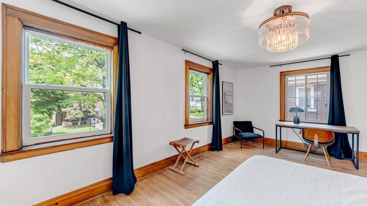 Photo of Bedroom in Niagara Falls