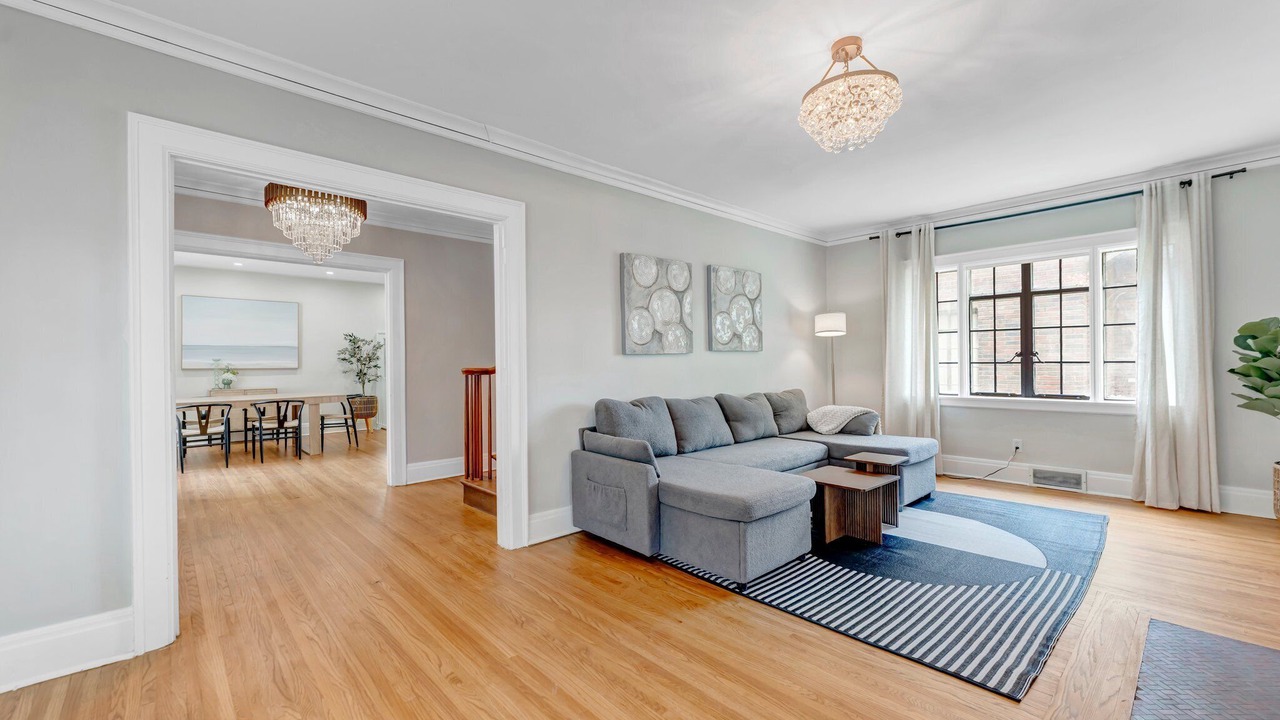 Photo of Livingroom in Niagara Falls