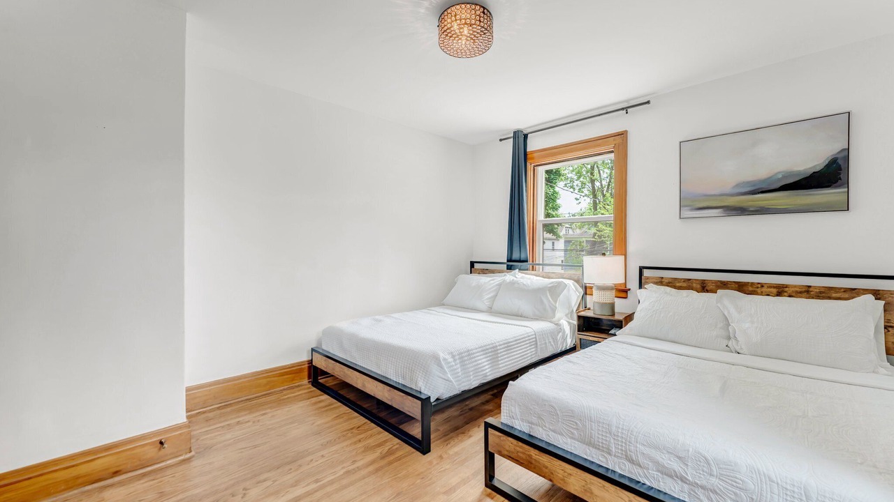 Photo of Bedroom in Niagara Falls